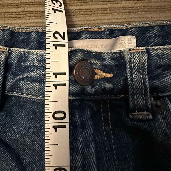 Zara trafaluc distressed denim shorts size 6 - Picture 5 of 7